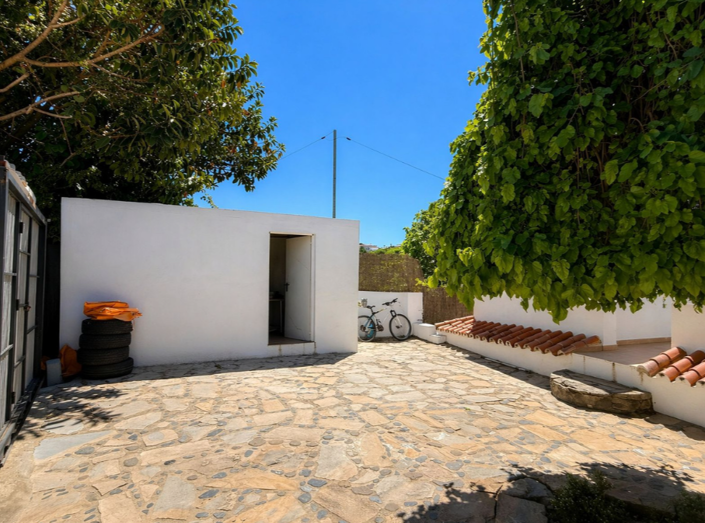 Image No.33-3 Bed Villa for sale