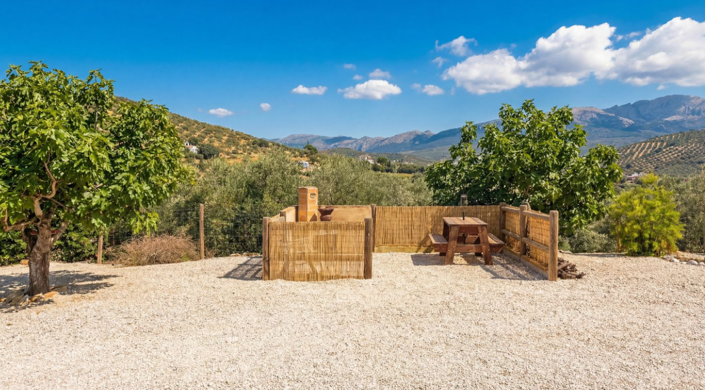 Image No.12-9 Bed Villa for sale