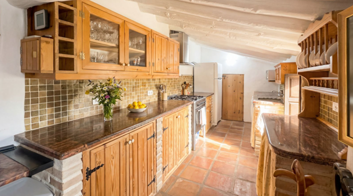 Image No.25-9 Bed Villa for sale