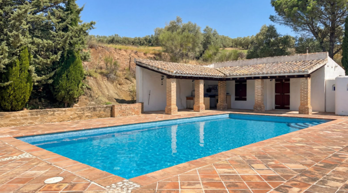 Image No.34-9 Bed Villa for sale