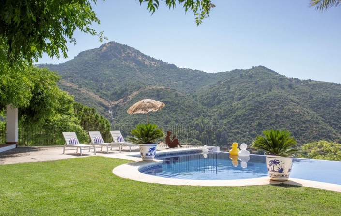 Image No.14-5 Bed Villa for sale