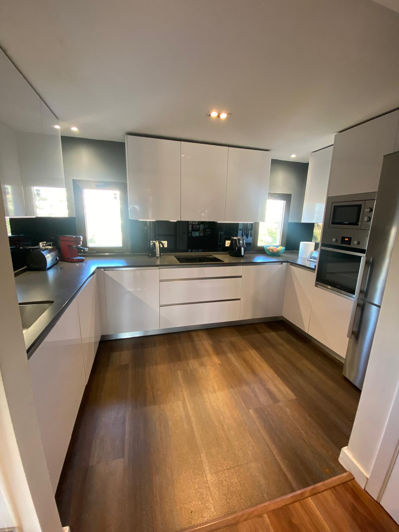 Image No.4-3 Bed Property for sale