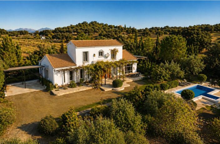 Image No.2-Villa de 4 chambres à vendre à Málaga City