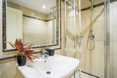 b98le8d7m9k3degpefzhs0lif8u4xzvzhwxtmggyekxx9