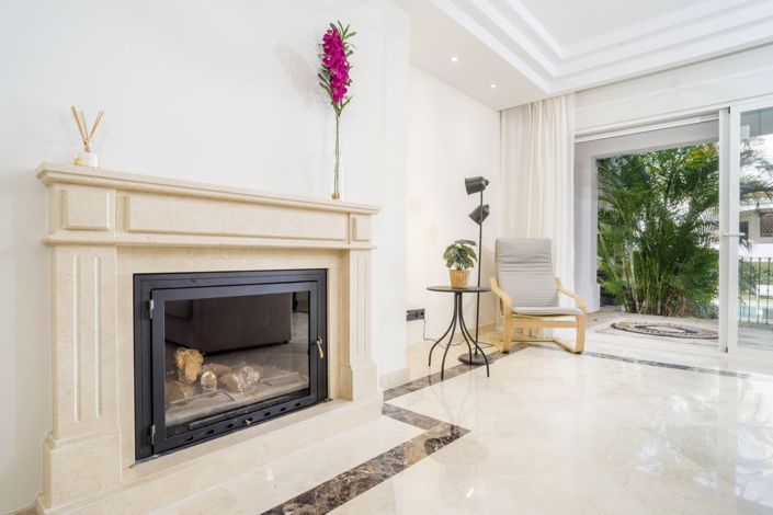 Image No.29-3 Bed Property for sale