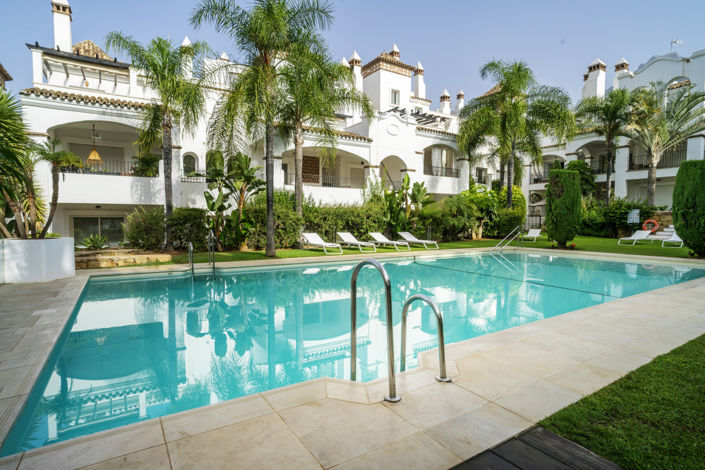 Image No.34-3 Bed Property for sale