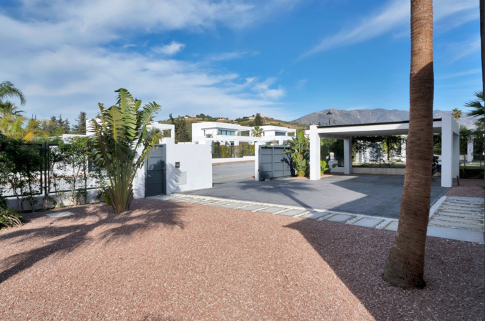 Image No.15-4 Bed Villa for sale
