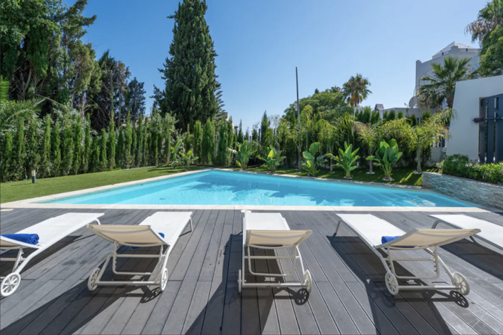 Image No.2-4 Bed Villa for sale