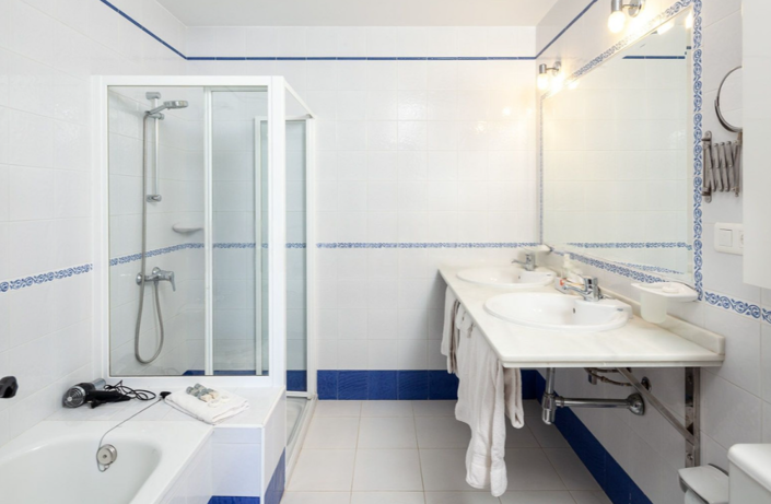 Image No.24-13 Bed Villa for sale