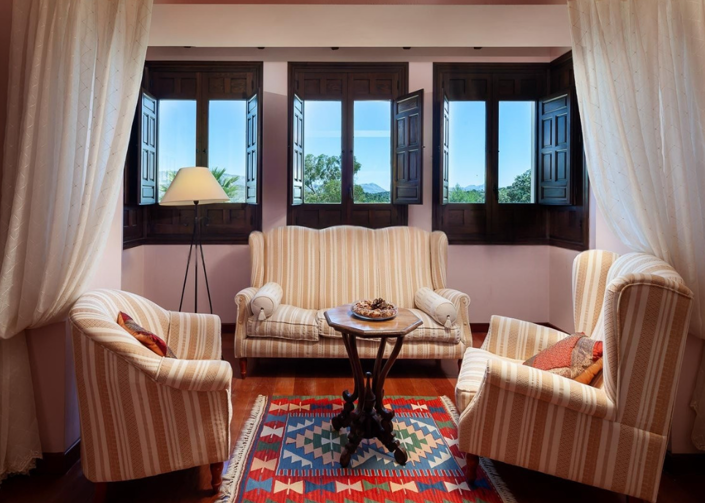 Image No.29-13 Bed Villa for sale