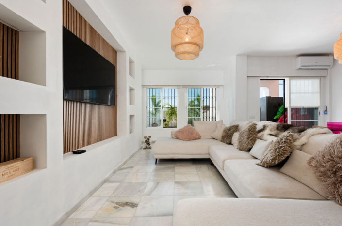 Image No.15-4 Bed Villa for sale