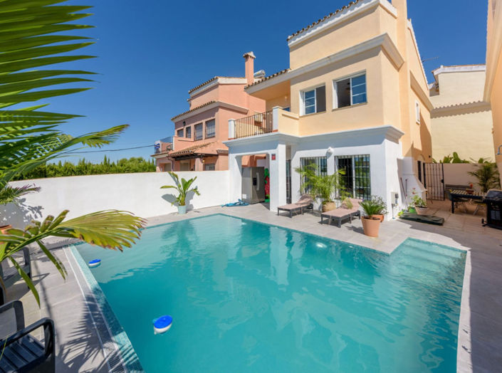 Image No.30-4 Bed Villa for sale