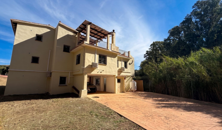Image No.11-4 Bed Villa for sale
