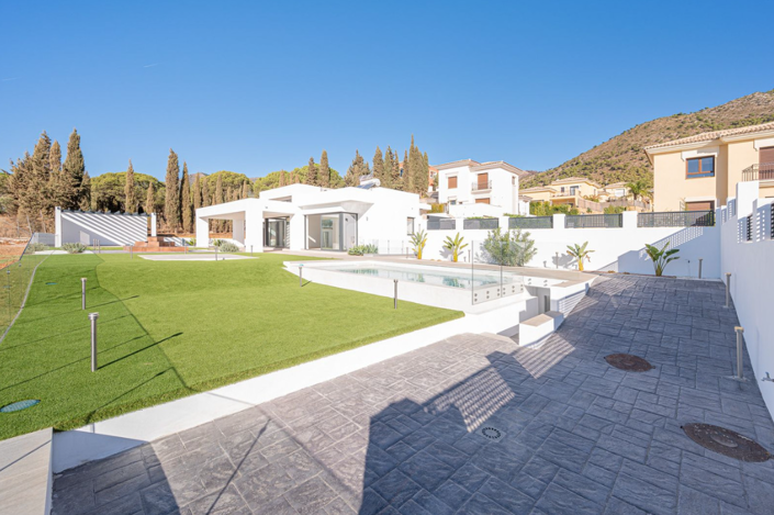 Image No.27-4 Bed Villa for sale