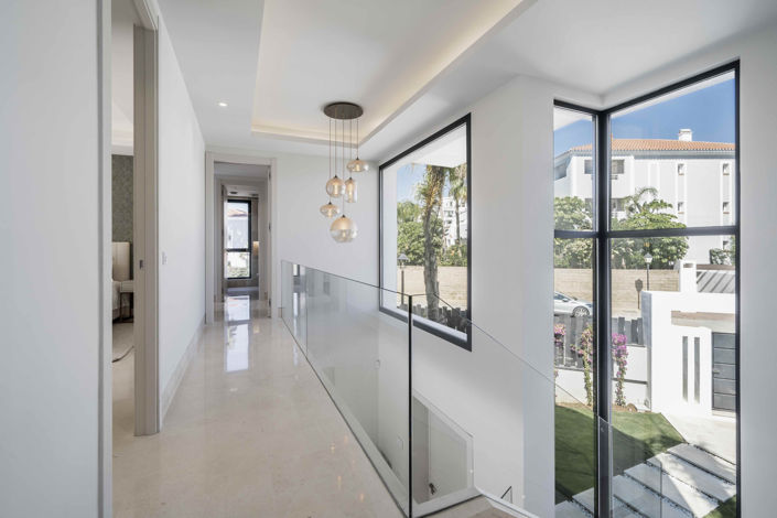 Image No.24-4 Bed Villa for sale