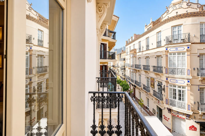 Image No.18-2 Bed Apartment for sale