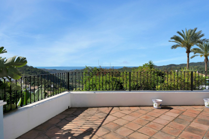 Image No.18-3 Bed Villa for sale