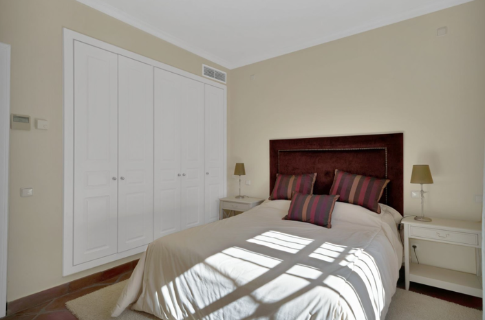 Image No.24-3 Bed Villa for sale