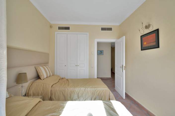 Image No.26-3 Bed Villa for sale