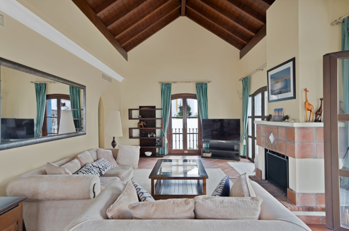 Image No.5-3 Bed Villa for sale