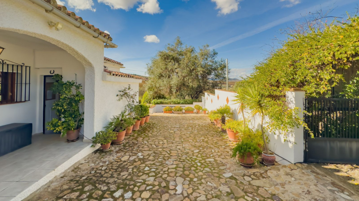 Image No.12-2 Bed Villa for sale