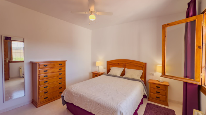 Image No.20-2 Bed Villa for sale