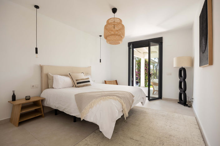 Image No.29-4 Bed Villa for sale