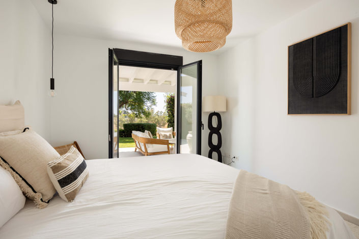 Image No.38-4 Bed Villa for sale