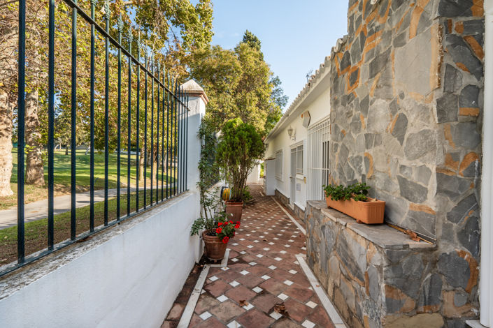 Image No.24-3 Bed Villa for sale