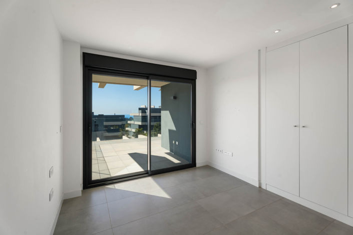 Image No.21-3 Bed Penthouse for sale