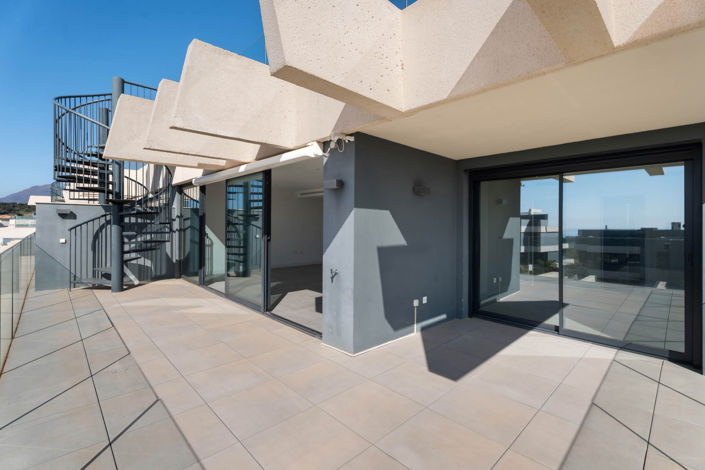 Image No.25-3 Bed Penthouse for sale