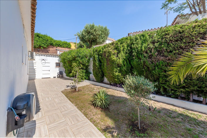 Image No.33-3 Bed Villa for sale