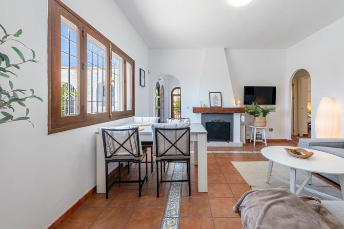 Image No.7-3 Bed Villa for sale