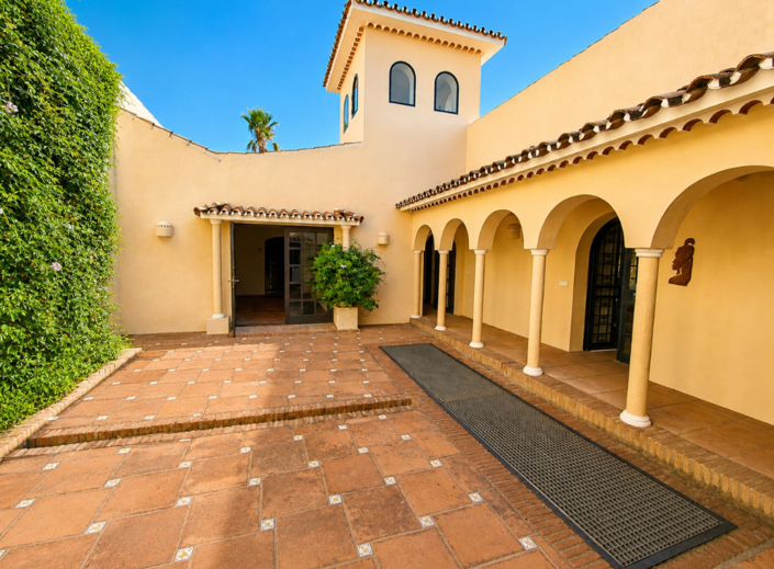 Image No.14-4 Bed Villa for sale