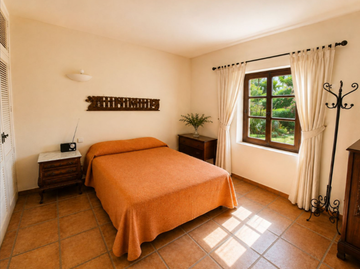 Image No.28-4 Bed Villa for sale