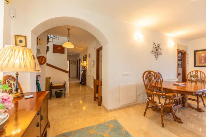 Image No.12-3 Bed Villa for sale