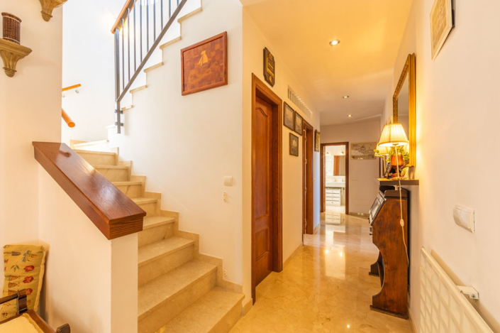 Image No.18-3 Bed Villa for sale