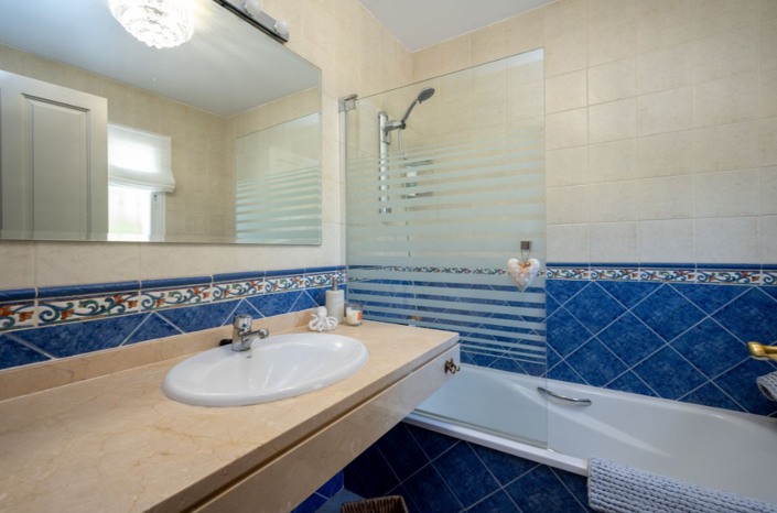 Image No.18-3 Bed Villa for sale