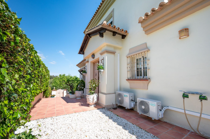 Image No.26-3 Bed Villa for sale