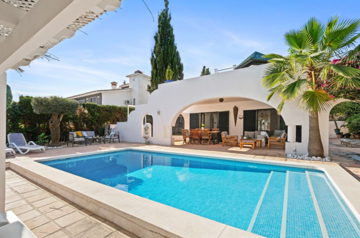 Image No.4-Villa de 4 chambres à vendre à Marbella