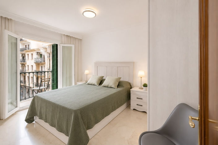Image No.17-4 Bed Apartment for sale