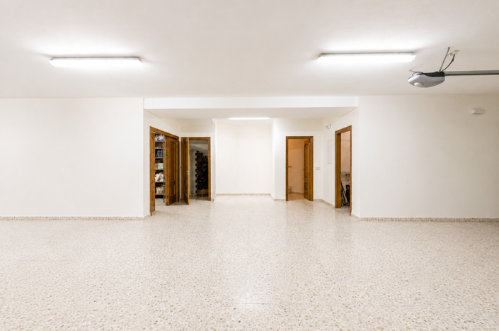 Image No.8-5 Bed Villa for sale