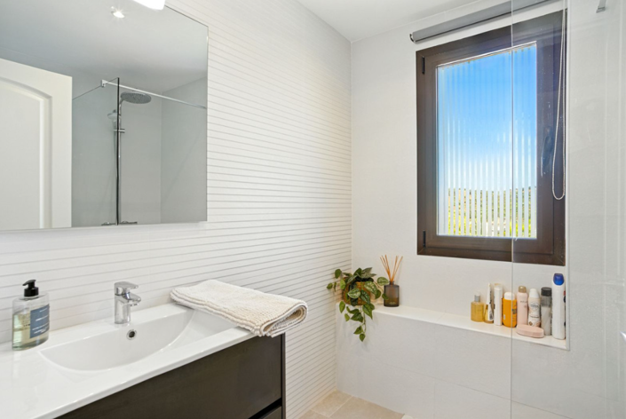 Image No.41-3 Bed Villa for sale
