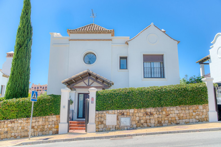 Image No.8-3 Bed Villa for sale