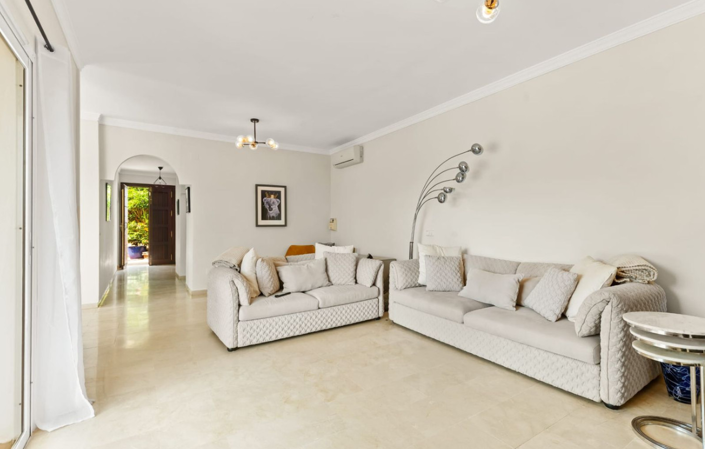 Image No.7-3 Bed Villa for sale