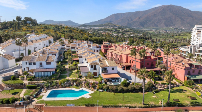 Image No.39-4 Bed Villa for sale