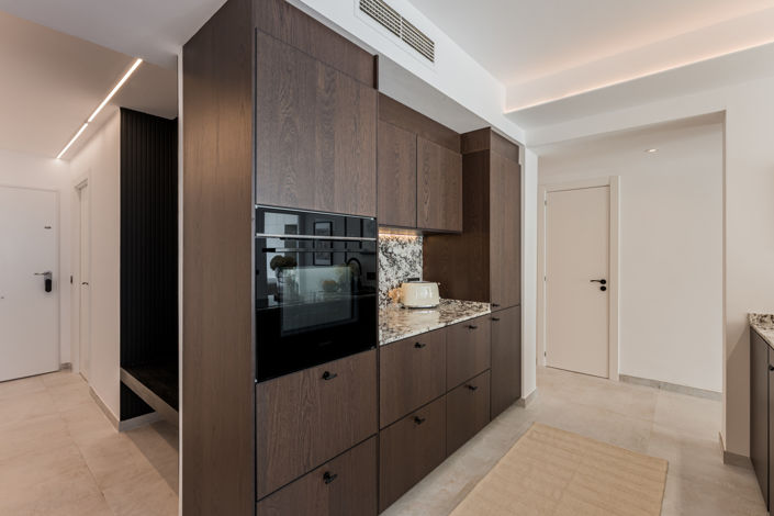 Image No.9-3 Bed Property for sale