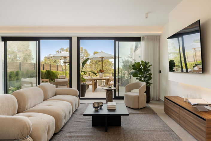 Image No.27-3 Bed Property for sale