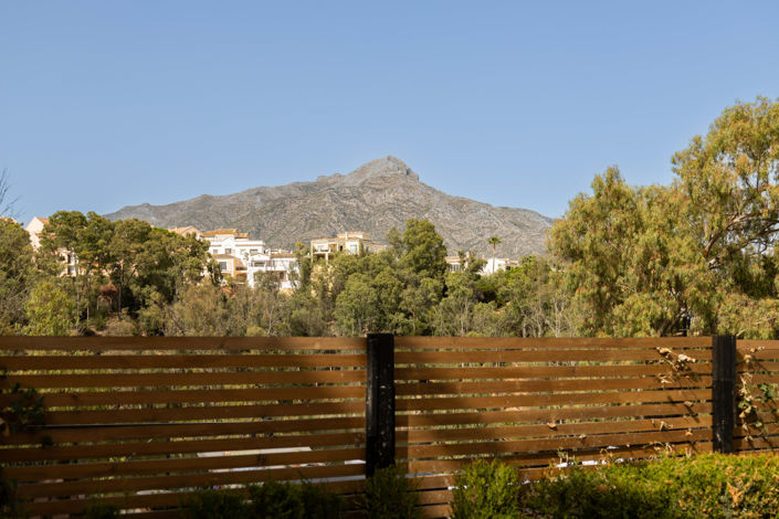 Image No.28-3 Bed Property for sale