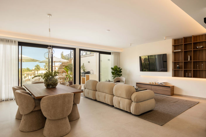 Image No.9-3 Bed Property for sale